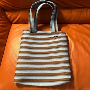 Zipit bag new with out tags